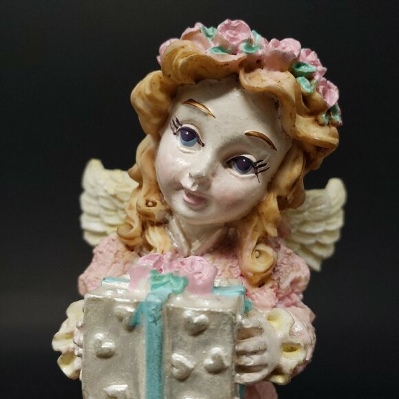 House of Lloyd Giving Angel 6" Christmas Around the World 1996 Vintage Figurine - Picture 5 of 12